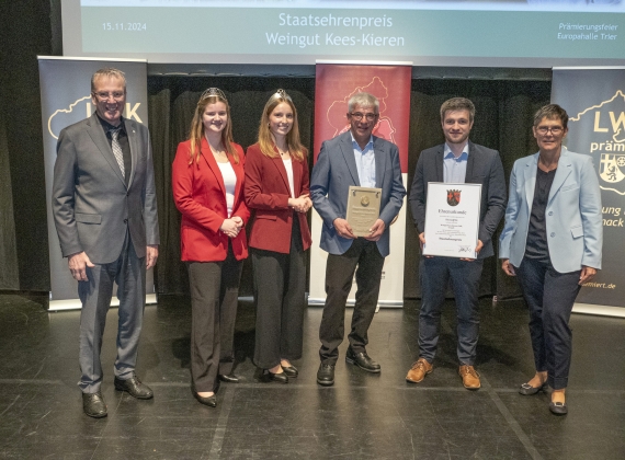 Verleihung Staatsehrenpreis an Weingut Kees-Keren